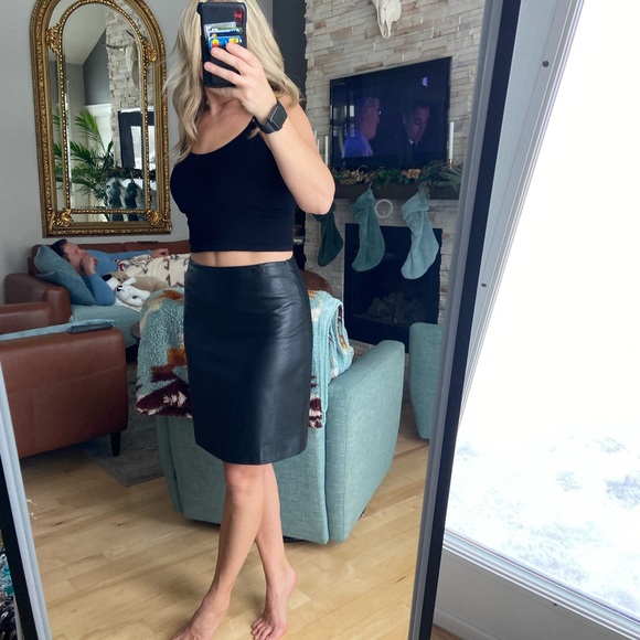 Prada soft leather  skirt - Picture 4 of 8